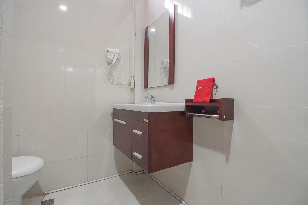 Reddoorz Plus @ Tanjung Pandan Belitung 2 Exterior foto